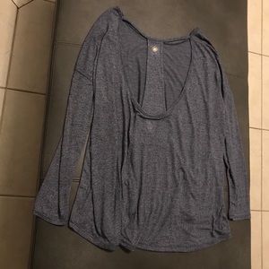 GAIAM Yoga Top Women’s XL. Lose fit Soft Gray Cute
